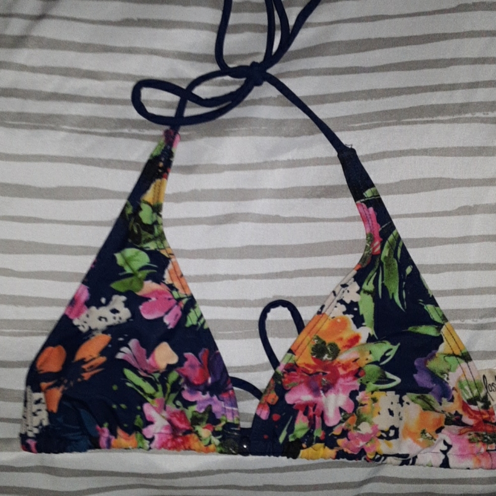 Floral bikini top